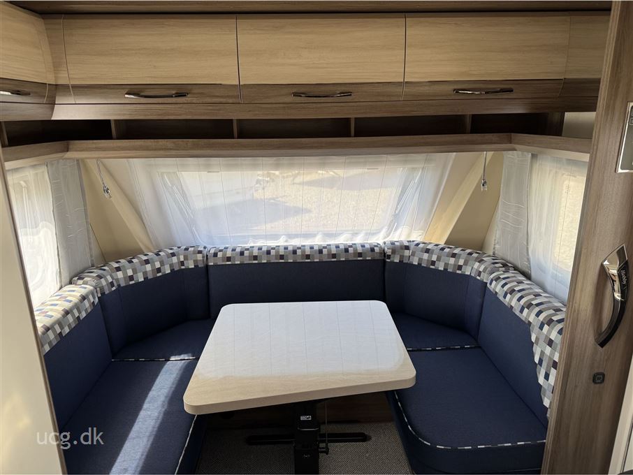 Hobby De Luxe 460 LU