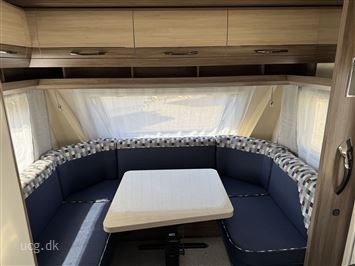 Hobby De Luxe 460 LU