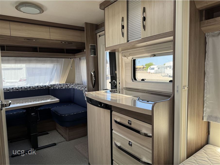 Hobby De Luxe 460 LU