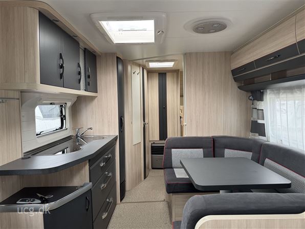 Hobby De Luxe Edition 545 KMF