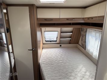 Hobby De Luxe 460 UFe