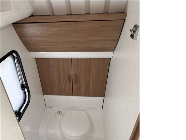 Hobby De Luxe 460 UFe