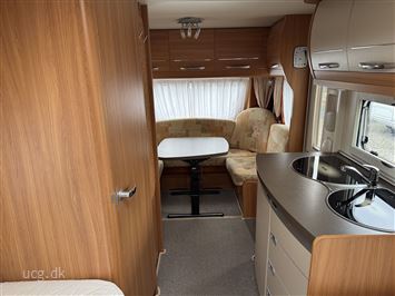Hobby De Luxe 460 LU