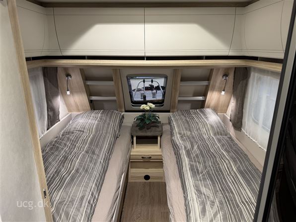 Hobby De Luxe 495 UL