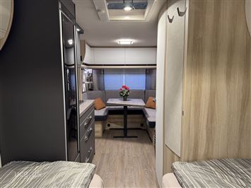 Hobby De Luxe 495 UL