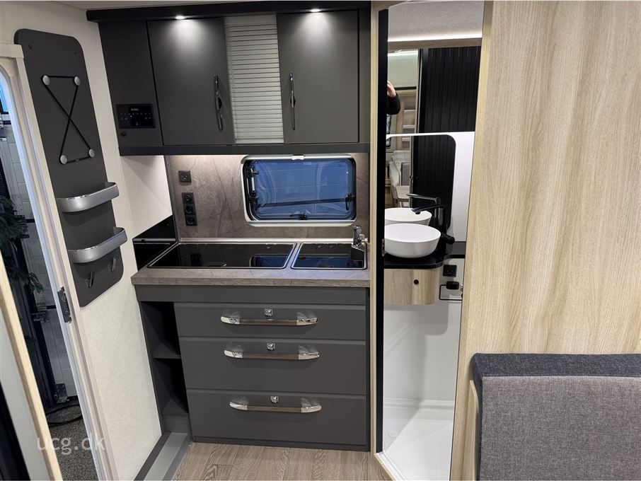 Hobby De Luxe 460 SL DK-Line