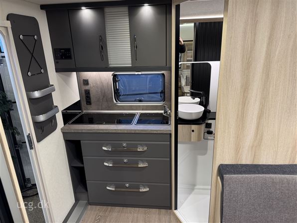 Hobby De Luxe 460 SL