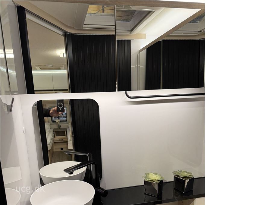 Hobby De Luxe 460 SL DK-Line