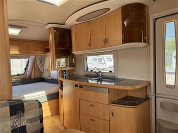 Hobby De Luxe 440 SF