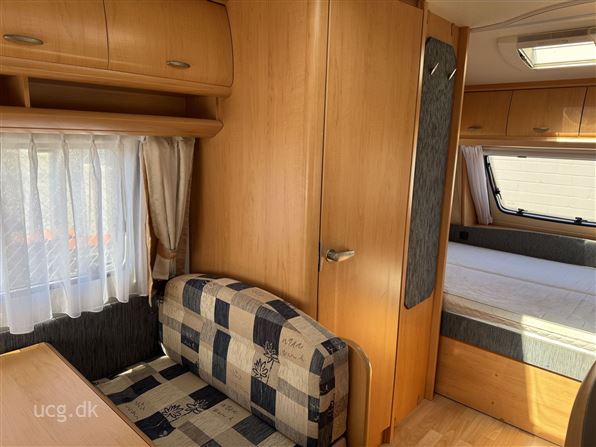 Hobby De Luxe 440 SF