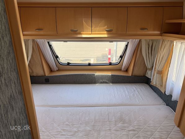 Hobby De Luxe 440 SF