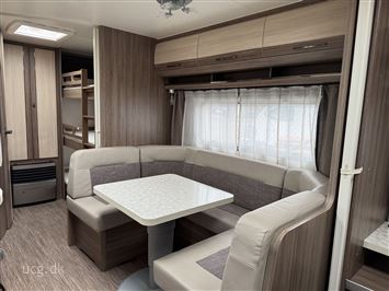 Hobby De Luxe 545 KMF