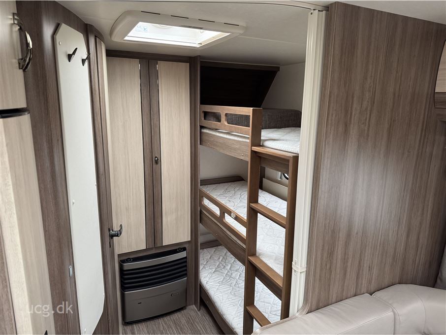 Hobby De Luxe 545 KMF