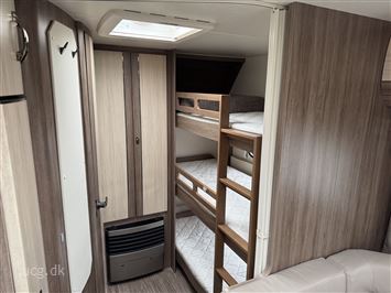 Hobby De Luxe 545 KMF