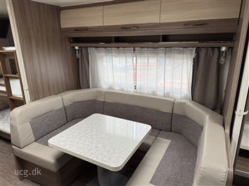 Hobby De Luxe 545 KMF