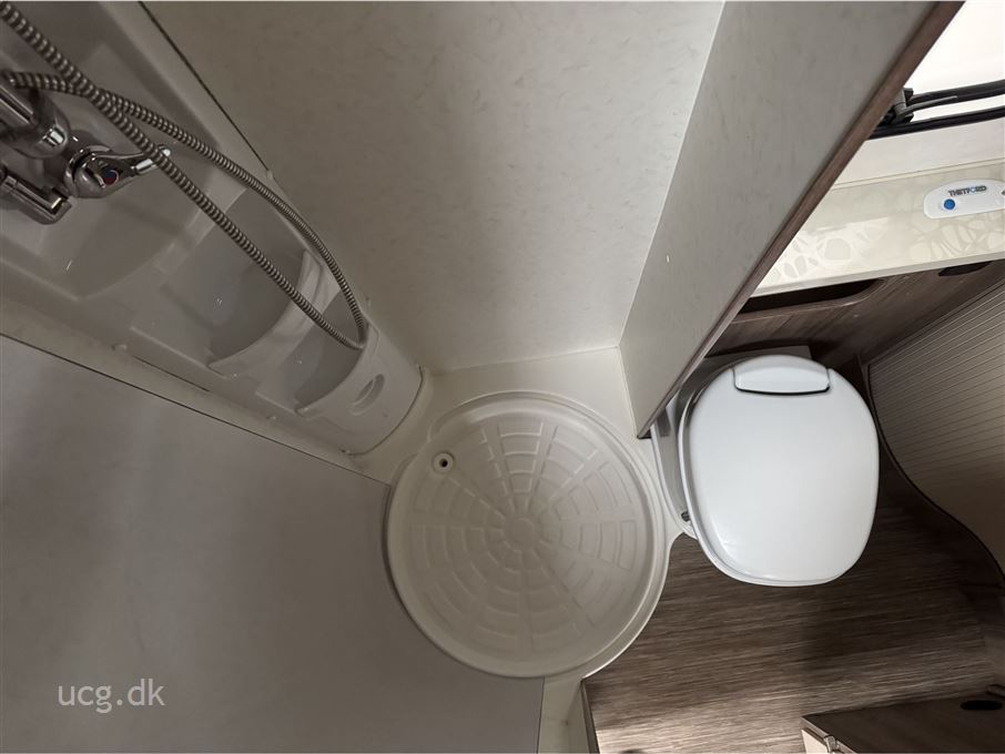 Hobby De Luxe 545 KMF