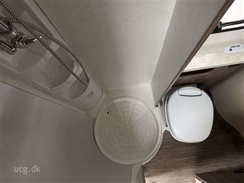 Hobby De Luxe 545 KMF