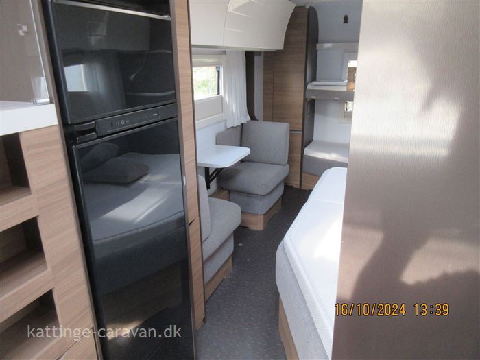 Adria Alpina 663 UK