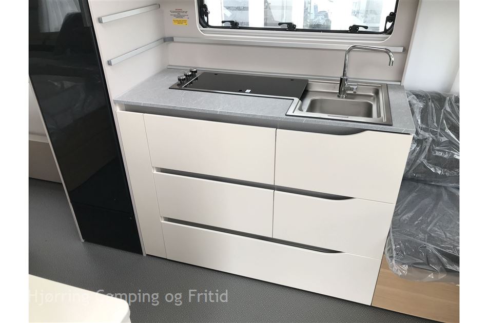 Adria Adora 613 UT Selected Edition