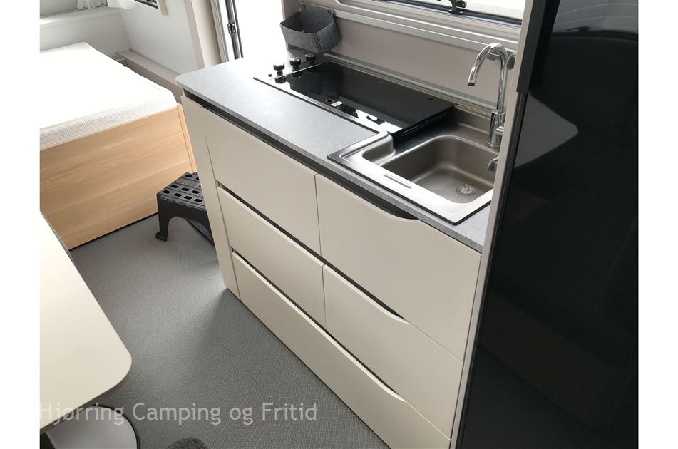 Adria Adora 573 PT