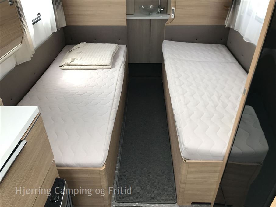 Adria Adora 572 UT