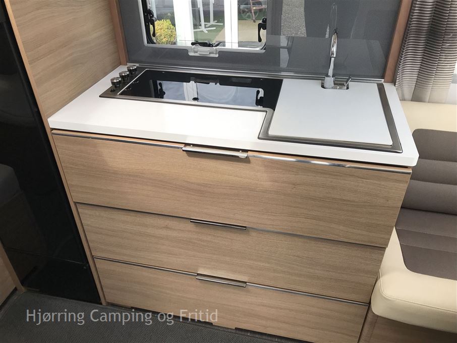 Adria Adora 572 UT