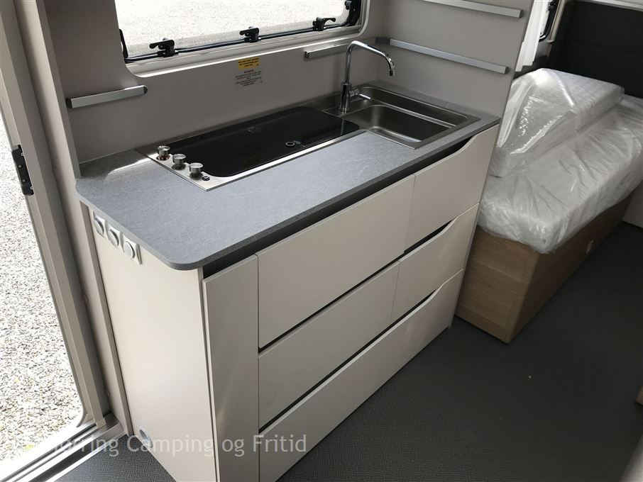 Adria Adora 542 UL