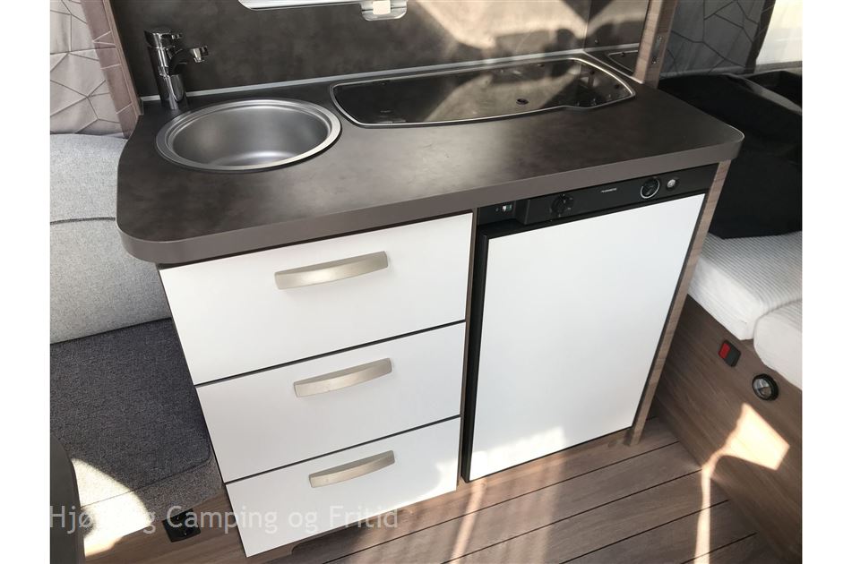 Knaus Sport 450 FU - Silver Selection