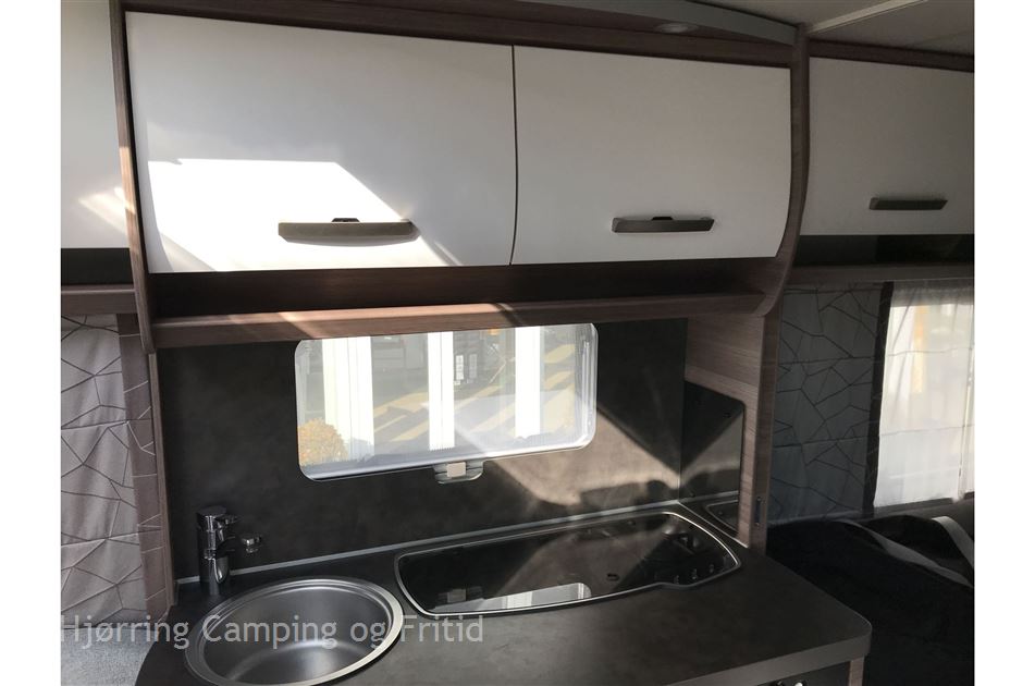 Knaus Sport 450 FU - Silver Selection