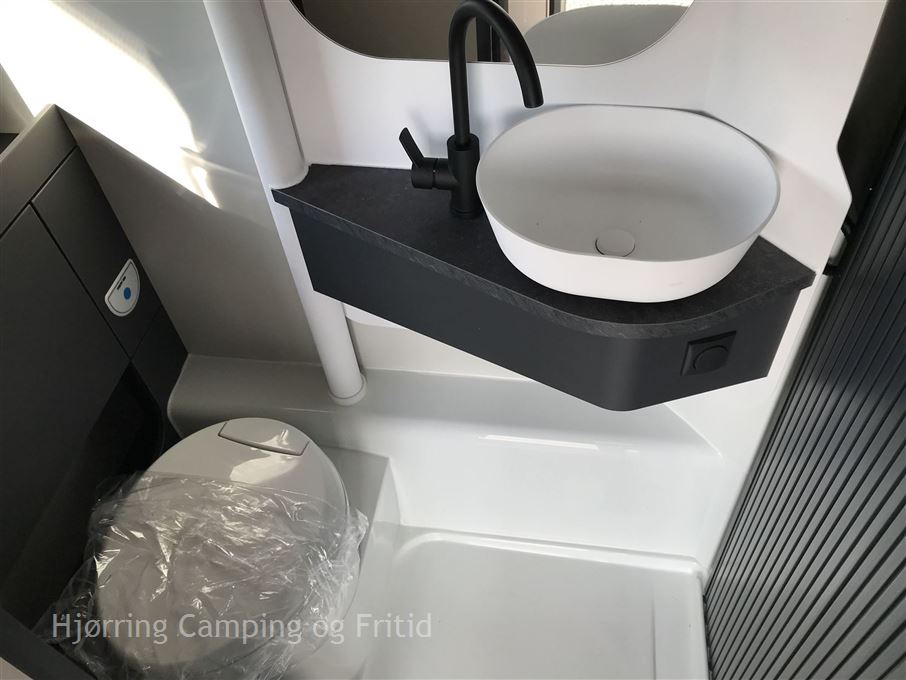 Adria Action 391 LH Sport
