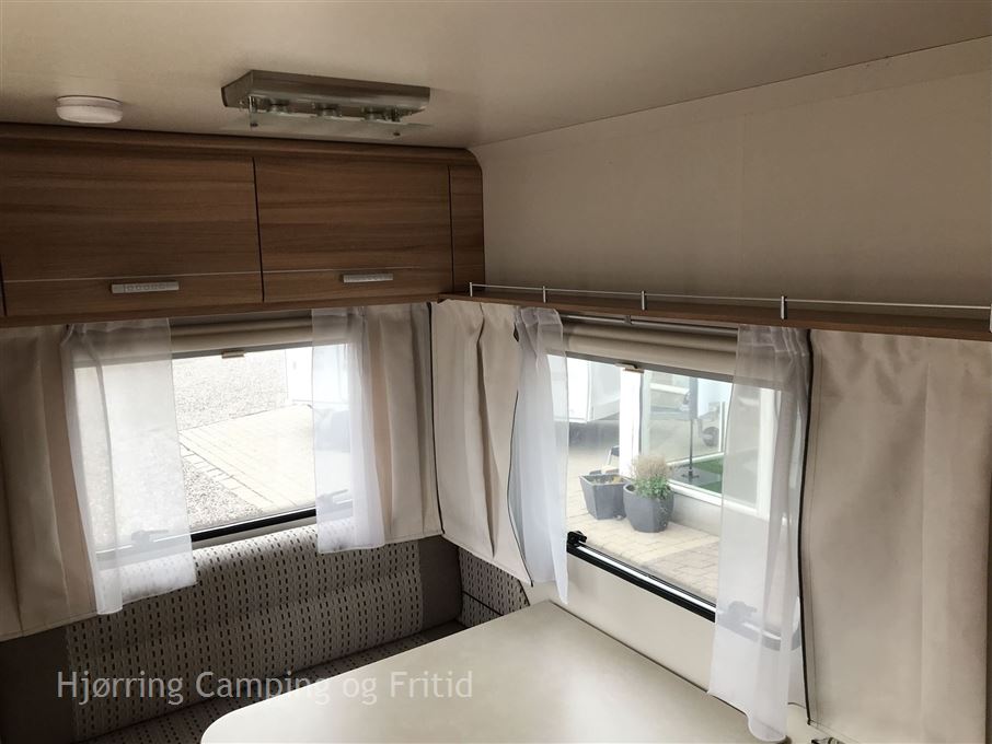 Caravelair Antares 390