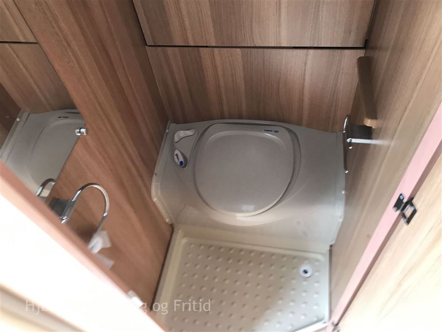 Caravelair Antares 390