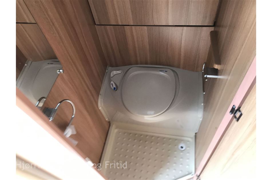 Caravelair Antares 390