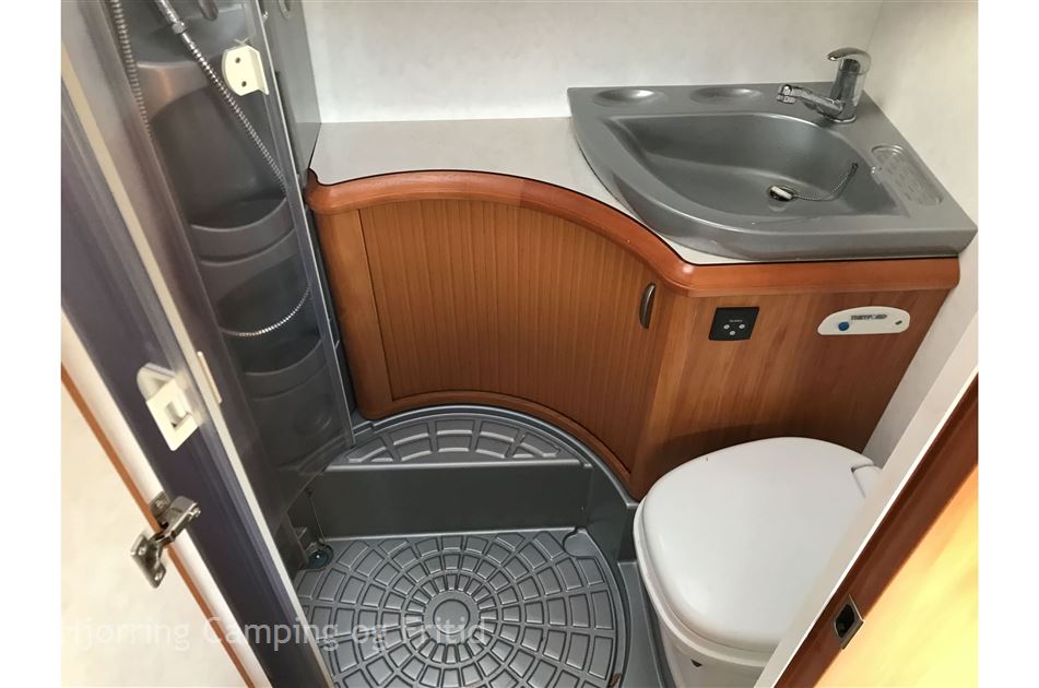 Hobby Excellent 460 LU