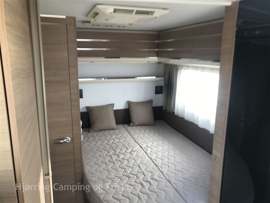 Adria Adora Silver "Jubilæumsmodel" 522 UP m. Alde