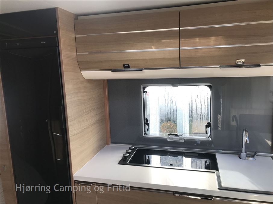 Adria Adora Silver "Jubilæumsmodel" 522 UP m. Alde