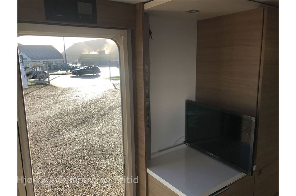 Adria Adora Silver "Jubilæumsmodel" 522 UP m. Alde