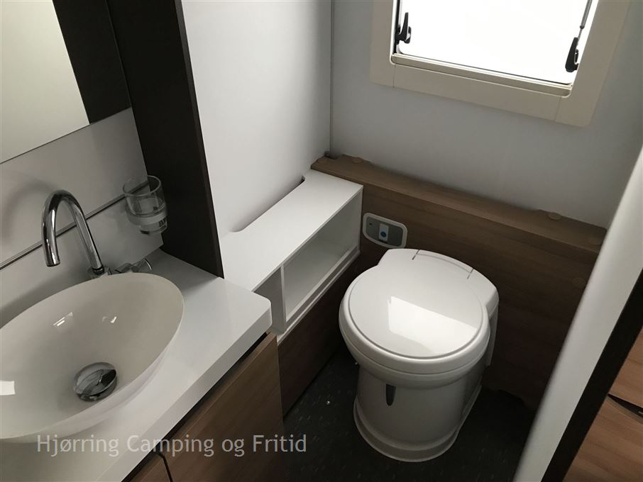 Adria Alpina 663 HT Alde Centralvarme