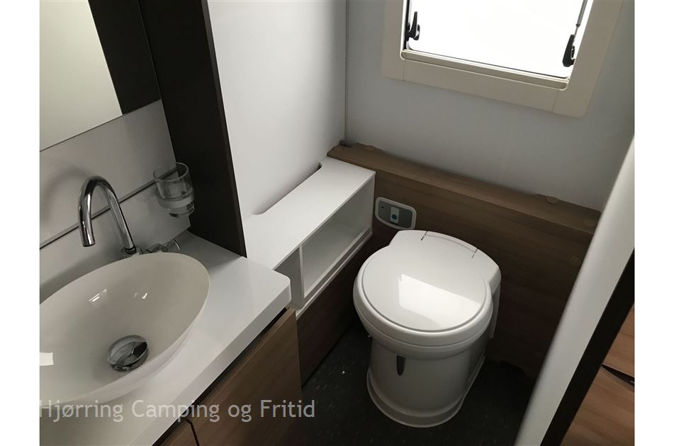 Adria Alpina 663 HT Alde Centralvarme