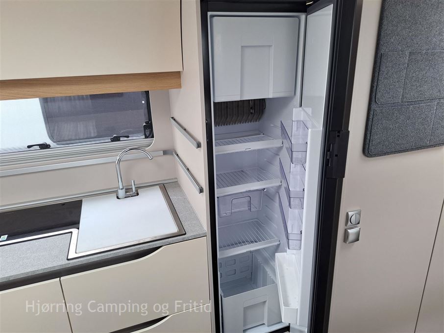 Adria Adora 573 PT
