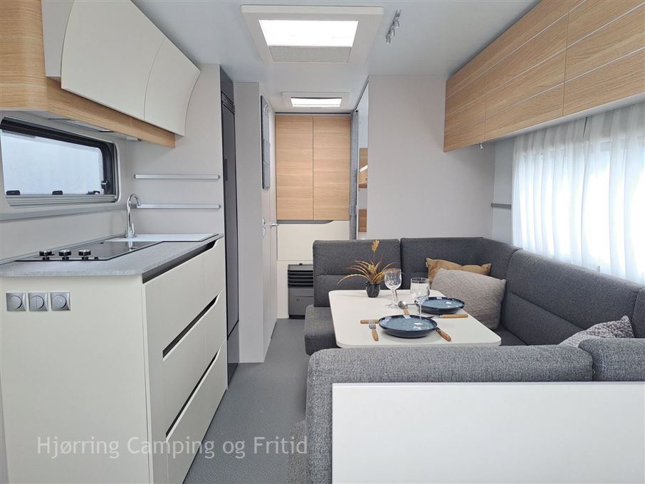Adria Adora 573 PT