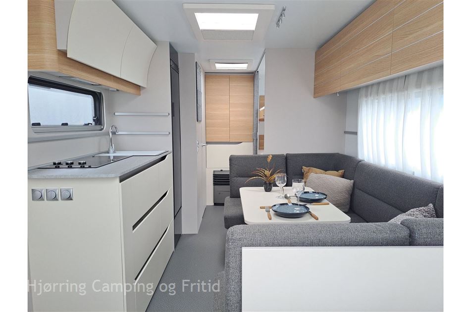 Adria Adora 573 PT