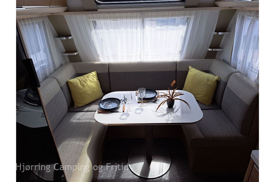 Adria Adora Supreme 502 UL