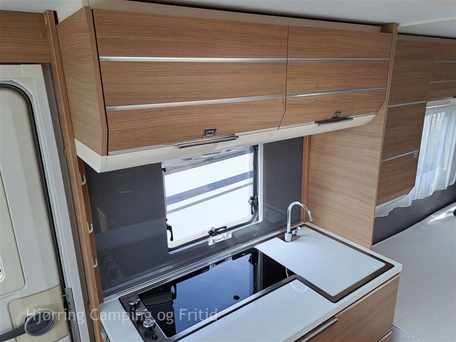 Adria Adora Supreme 502 UL