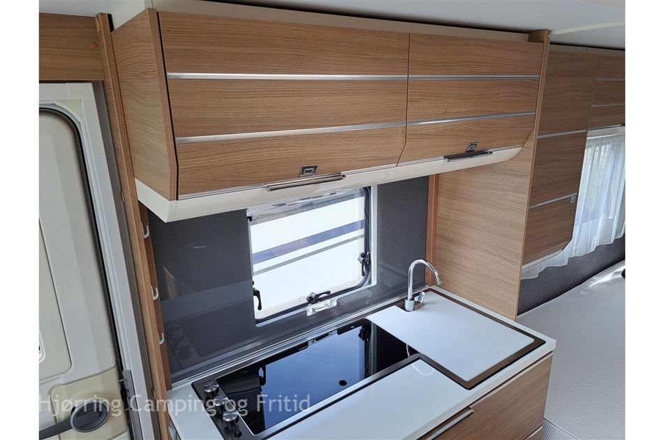 Adria Adora Supreme 502 UL