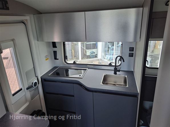 Adria Action 391 LH Sport