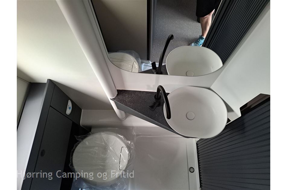 Adria Action 391 LH Sport