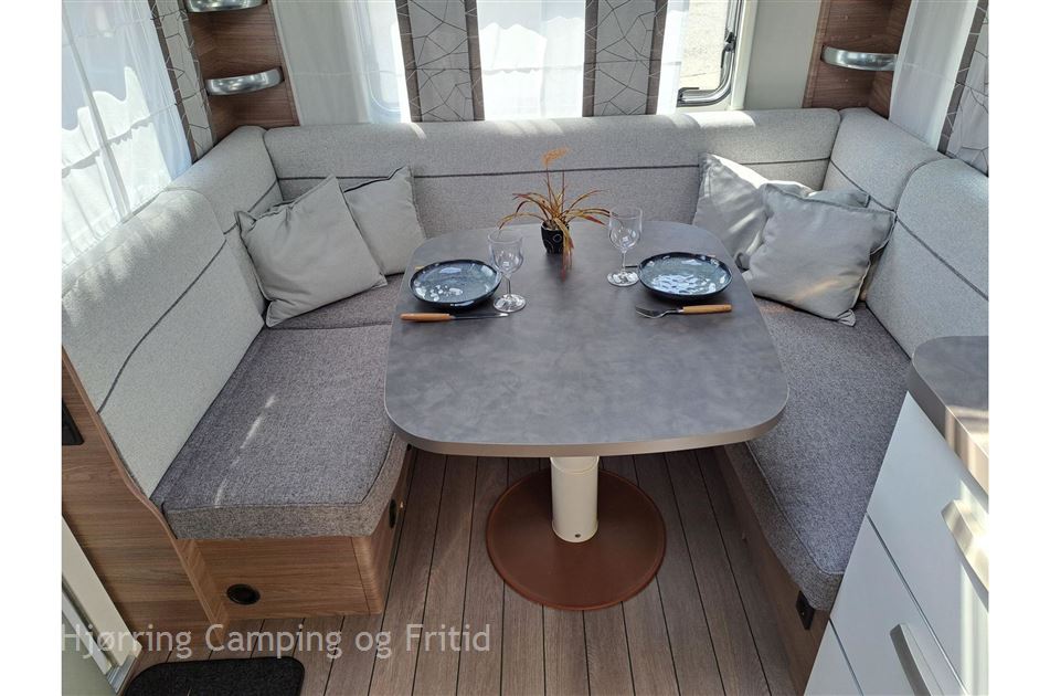 Knaus Sport 450 FU - Silver Selection