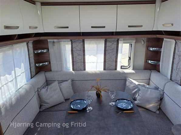 Knaus Sport 450 FU - Silver Selection