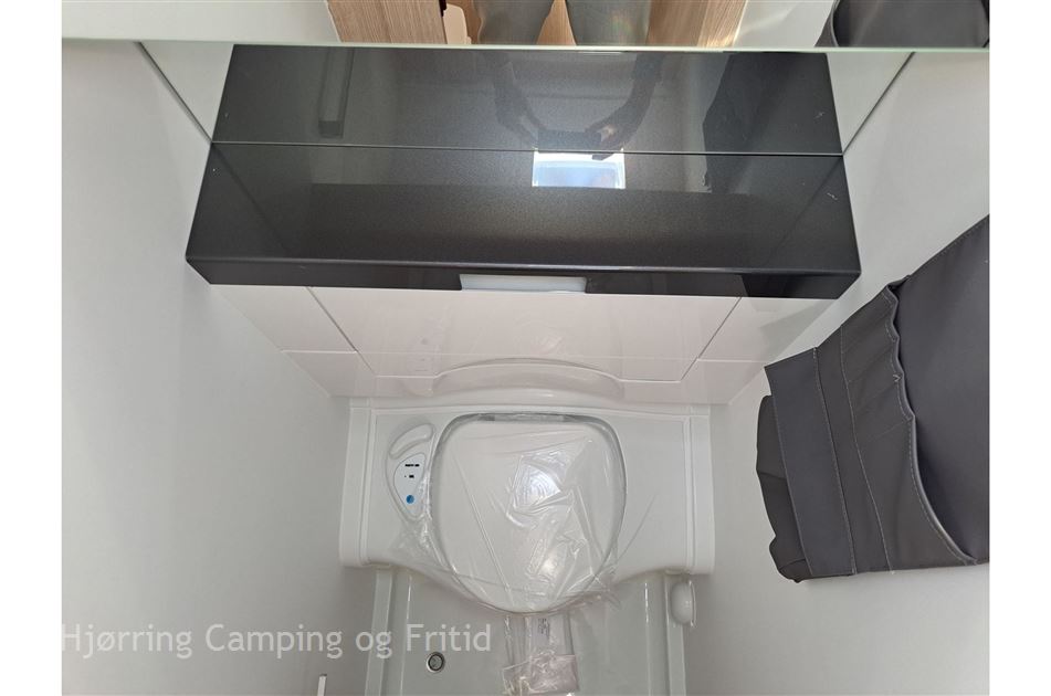 Adria Aviva 400 PS